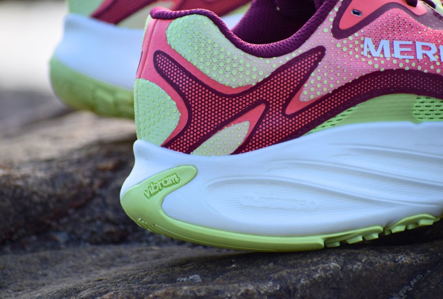 chaussures-fast-hiking-merrell